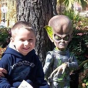 Meet your Posher, Robert